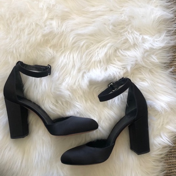 Irs & Ink Black D'orsay Heels - Picture 3 of 9